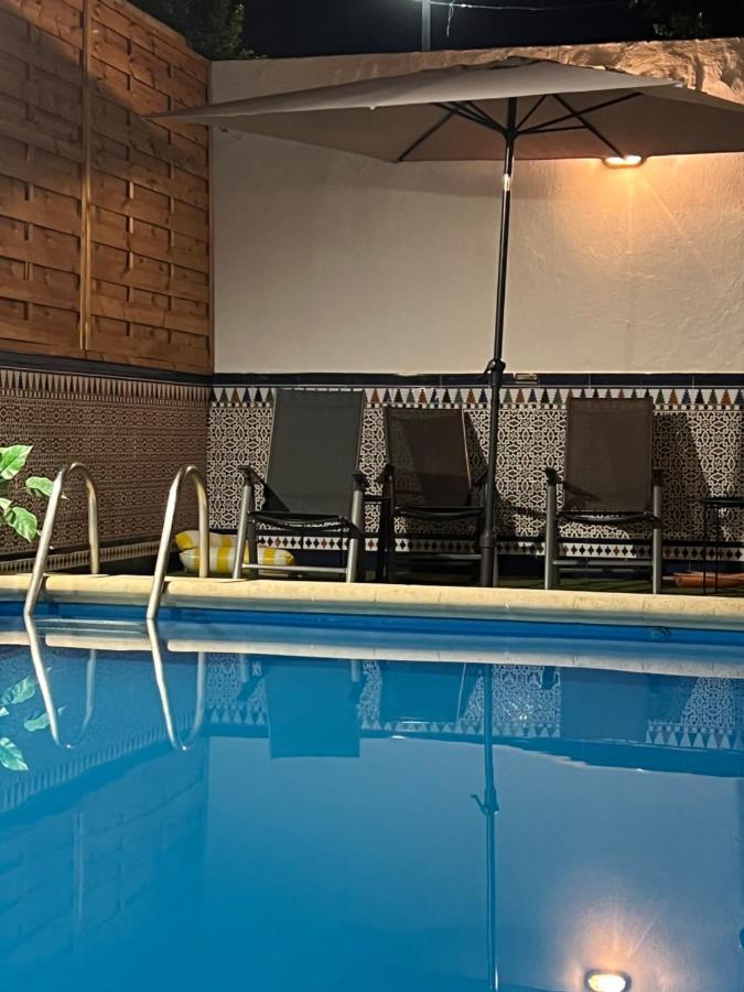Casa Grande En Cordoba, Pueblo De La Victoria , 6 Dormitorios Buitenkant foto