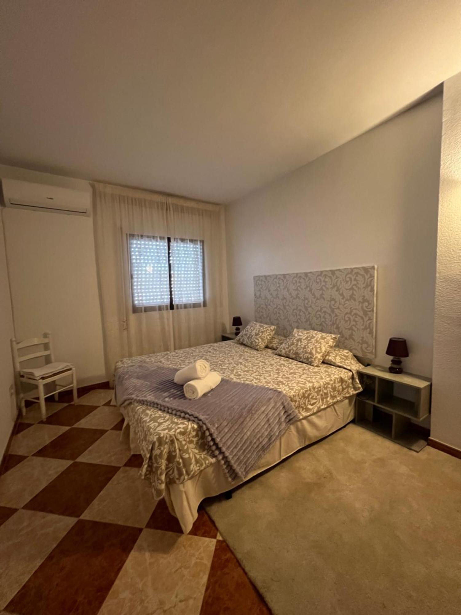 Casa Grande En Cordoba, Pueblo De La Victoria , 6 Dormitorios Buitenkant foto