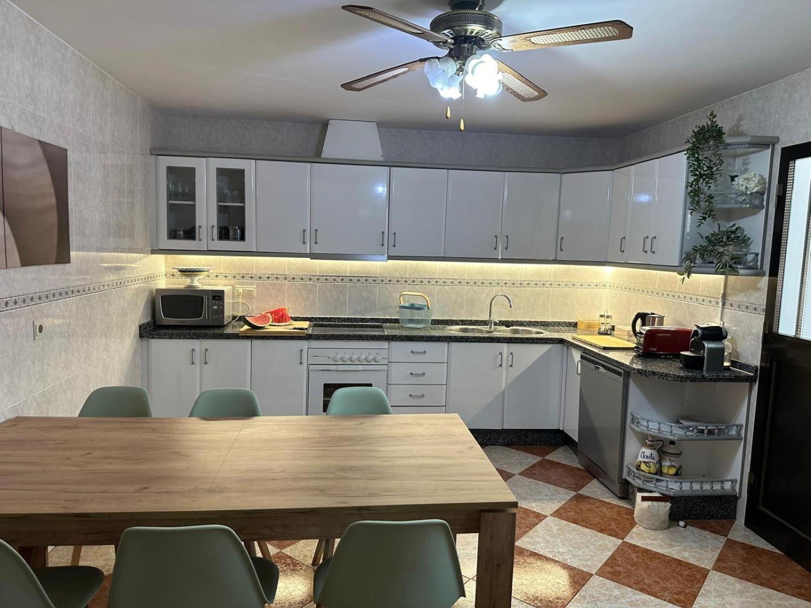Casa Grande En Cordoba, Pueblo De La Victoria , 6 Dormitorios Buitenkant foto