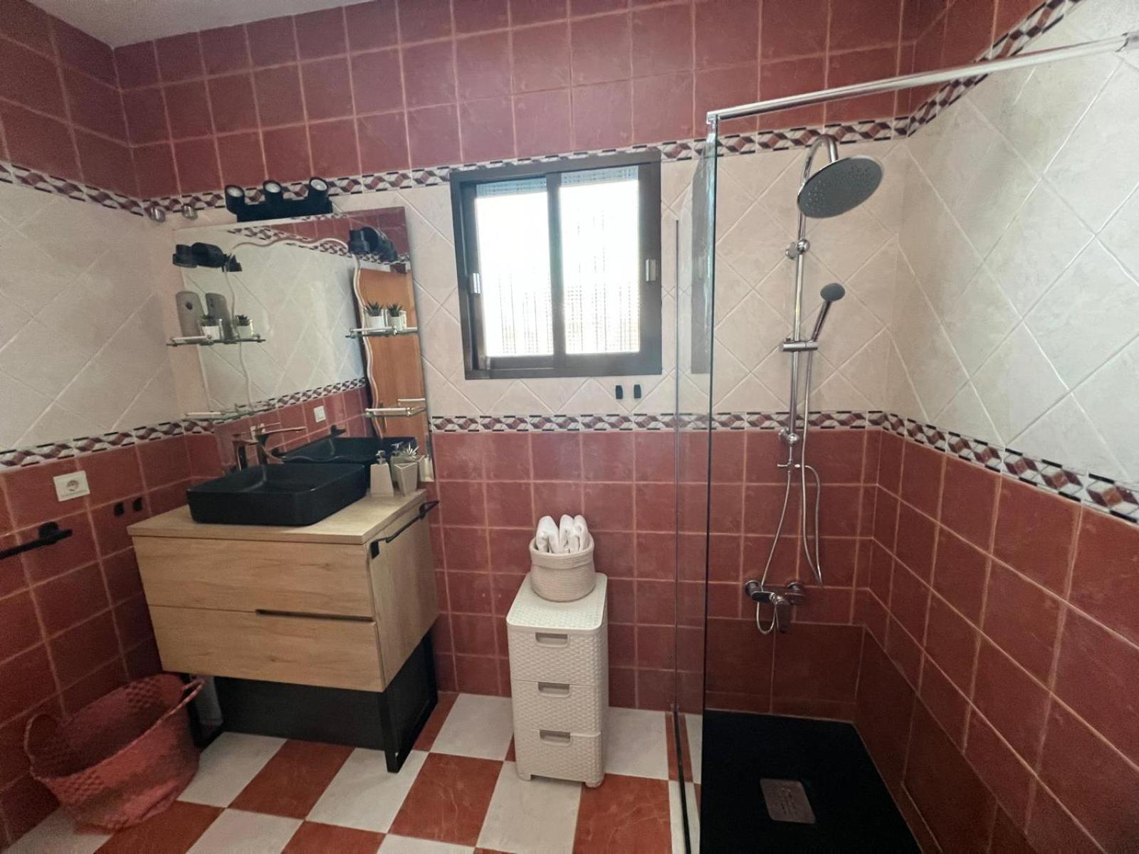 Casa Grande En Cordoba, Pueblo De La Victoria , 6 Dormitorios Buitenkant foto